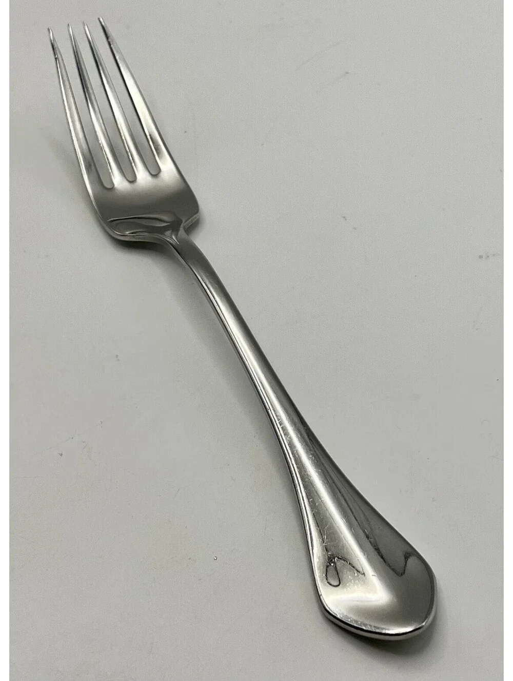 1- Oneida USA CAPELLO Stainless Dinner Fork ~ 7.5”